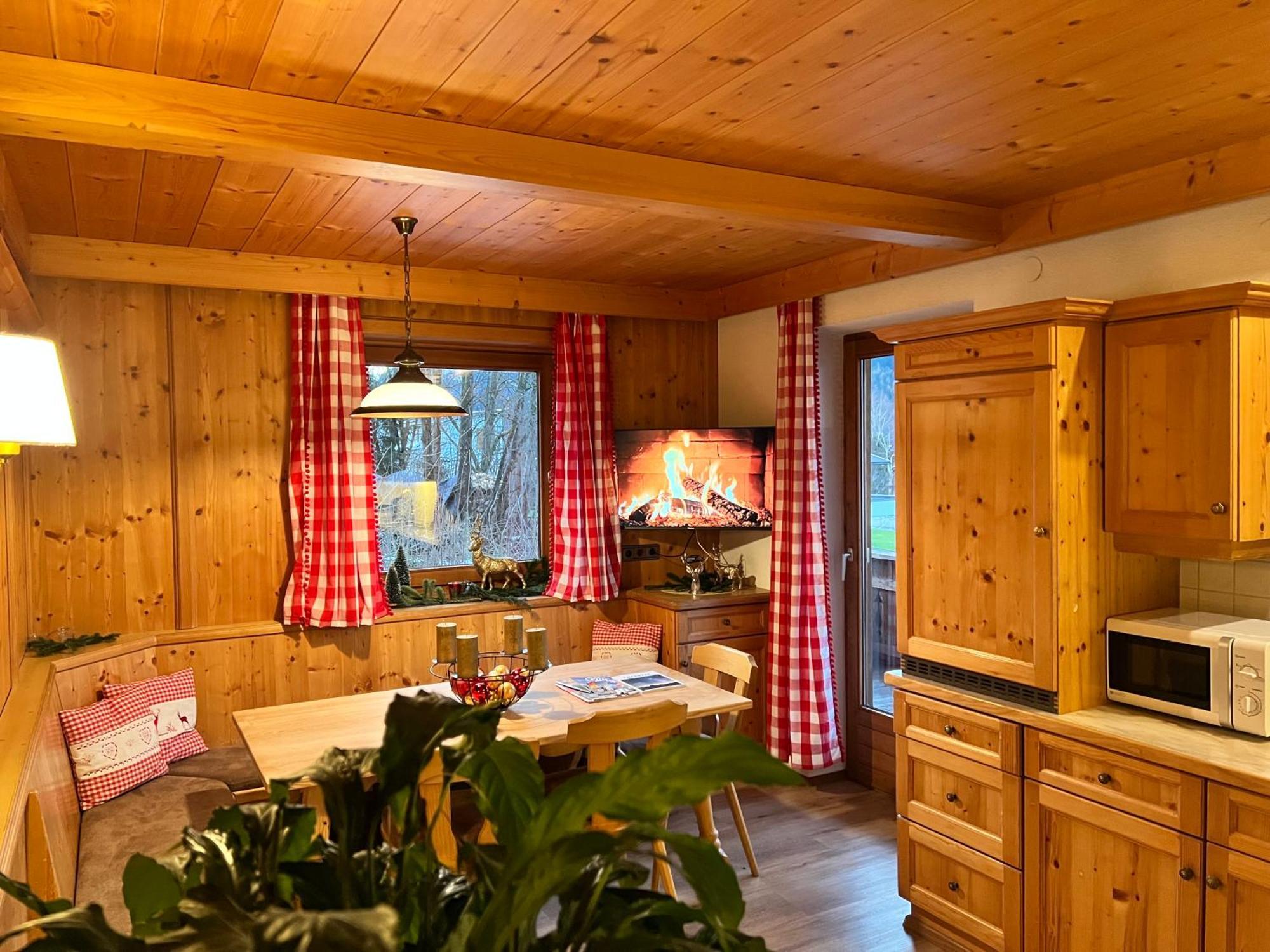 Ferienwohnung Gamsbock Panorama View Balkon, Gartensauna, Garten, Grillplatz Стум Екстериор снимка