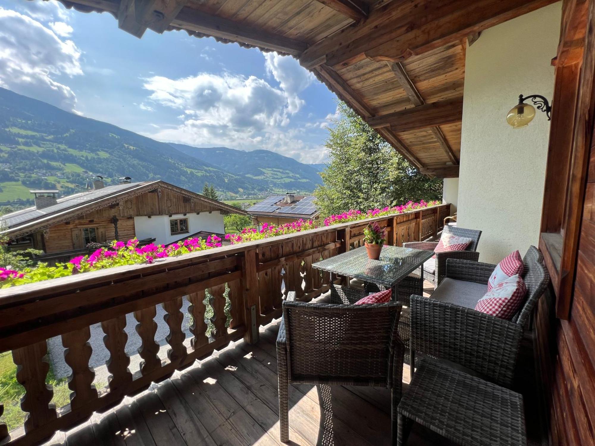 Ferienwohnung Gamsbock Panorama View Balkon, Gartensauna, Garten, Grillplatz Стум Екстериор снимка